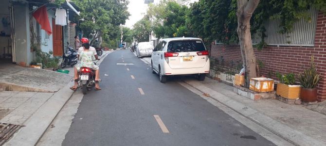 CẦN BÁN GẤP ĐẤT MẶT TIỀN ĐƯỜNG PHAN THỊ NIÊN - BẮC NHA TRANG (VĨNH HÒA)