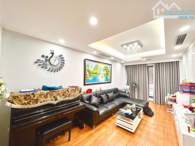 PHÙNG CHÍ KIÊN 60M-19 TỶ,PHÂN LÔ,Ô TÔ ĐÕ CỬA,TƯƠNG LAI MẶT PHỐ,2 THOÁNG,DÂN XÂY,FULL NỘI
