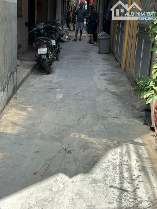 🏡 BÁN ĐẤT VÀ NHÀ 2 TẦNG TẠI XUÂN ĐỈNH – DT 32M² – GIÁ 7.1 TỶ 🏡
