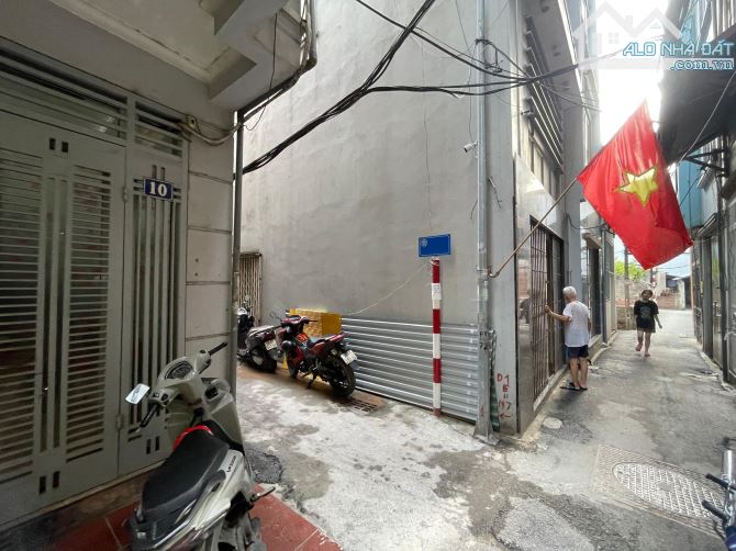 30m² PHÚ THƯỢNG_4 tầng 3 ngủ kiên cố_Lô góc thoáng sáng, gần mặt đường