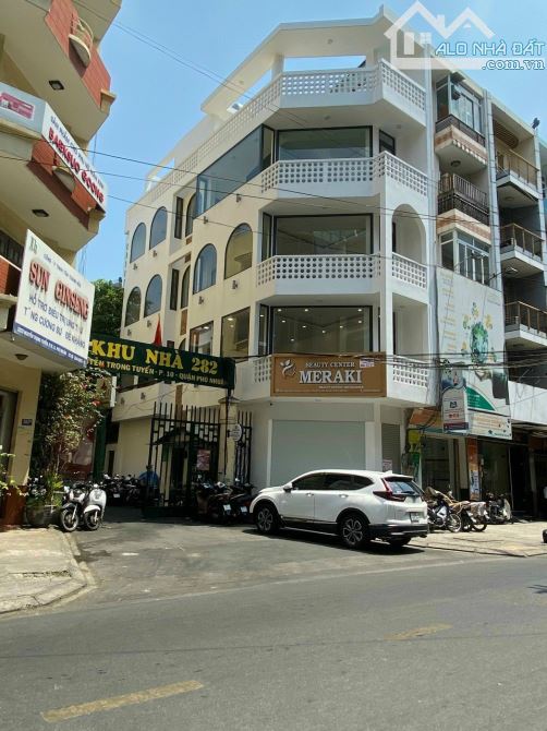 BÁN NHÀ MẶT TIỀN LÝ THƯỜNG KIỆT , QUẬN 11. DT: 4.5x16M , 5 TẦNG TM GIÁ 23 TỶ TL