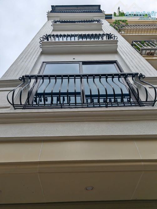 Bán nhà riêng tại Thụy Phương, 42m2, phân lô, ô tô, nội thất chủ tặng,  nhỉnh 6tỷ.
