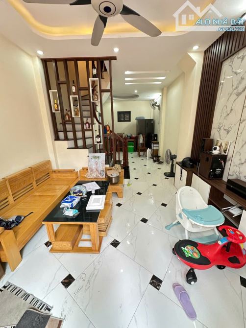 BÁN NHÀ DƯƠNG NỘI DÂN XÂY NGÕ NÔNG Ô TÔ ĐỖ GẦN