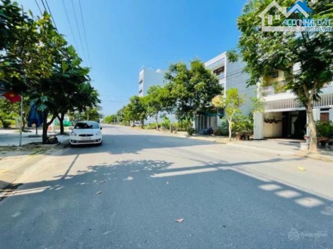 🏆Bán đất đường Bùi Hiển, dt100m2 Gía 4.95 tỷ tl sập hầm
