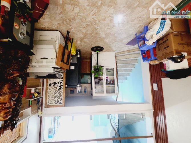 NHÀ ĐẸP TỪ LIÊM - GẦN PHỐ - GẦN Ô TÔ - 5 TẦNG - NGÕ NÔNG RỘNG - Ở NGAY - TIỆN ÍCH ĐẦY ĐỦ