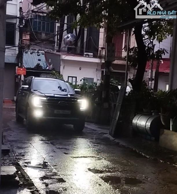 Cổ Nhuế, Nhỉnh 8 Tỷ, ô Tô Vào đất, Cạnh đường 60m, Khu Tập Thể Dân Trí Cao