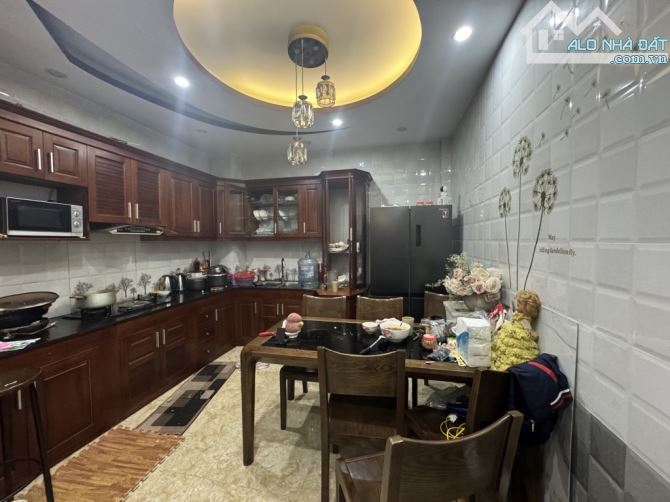 Bán nhà 50m2 Ngô Xuân Quảng - thị trấn Trâu Quỳ - Gia Lâm đường ô tô thông.