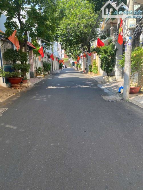 Bán Nhà Nội Bộ Đường Nguyễn Tri Phương, P.7 – TP. Vũng Tàu – 100m² (5 x 20m) – Giá 9.9 Tỷ