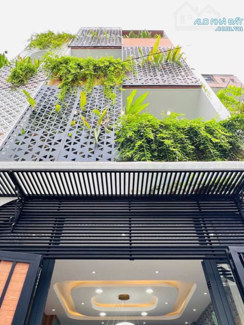Sở hữu ngay nhà 50m2 Thoại Ngọc Hầu, Phú Thạnh, Tân Phú. Xây 1 trệt 3 lầu. Giá 2 tỷ 250SHR