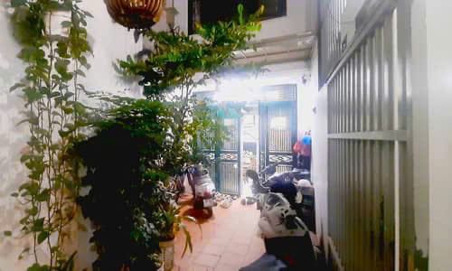 Chính chủ bán nhà Bạch Đằng – 3 tầng, 2PN, 2WC, hai mặt thoáng, sân rộng, giá tốt