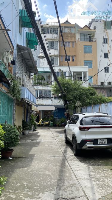 Nhà Nguyễn Trãi Q1 - Hẻm xe hơi - 4x8m - 32m2 - 2PN 1 trệt 1 lầu - 8ty