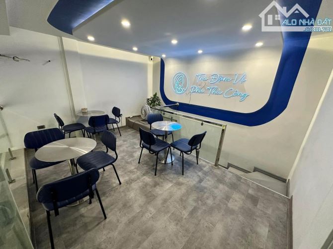Cho thuê cửa hàng 1,5 tầng, 50m² + lửng – Hoàng Cầu, Đống Đa, giá 22tr/tháng