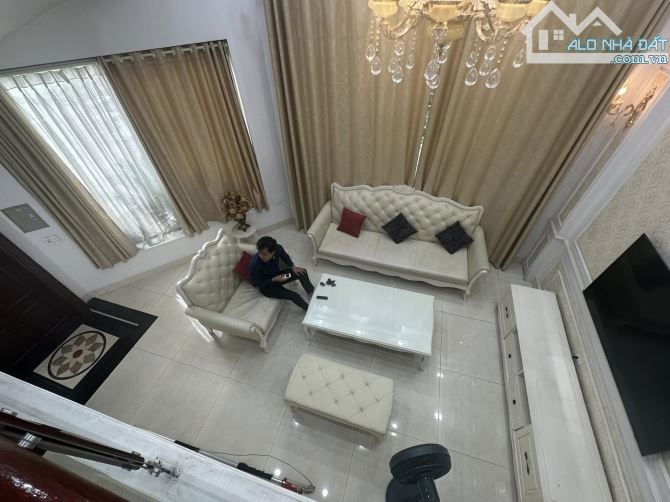 Lô góc, vỉa hè, ô tô tránh 50X5T phố Thạch Bàn đẹp,  gần Aeon Mall, hồ Thạch Bàn 14.6 tỷ.