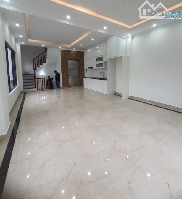 OTO Đỗ Cửa, THANG MÁY Phan Đình Giót, La Khê Hà Đông 50m x 5 tầng - 13 tỷ CTL