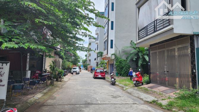 BÁN GẤP NHÀ PHÂN LÔ, Ô TÔ TRÁNH, KINH DOANH, LAI XA-HOÀI ĐỨC: 78M2, GIÁ 13.5 TỶ.