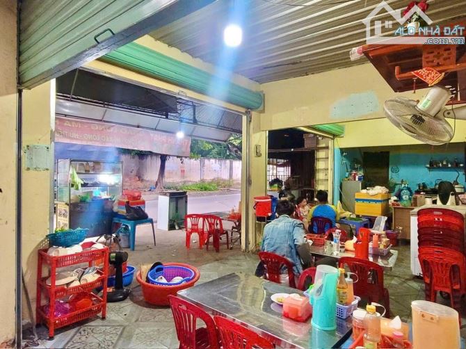 🌴 Căn góc mặt tiền đường kinh doanh, 185mv(11.5*16) full thổ. Công nhận đủ, Dĩ An.