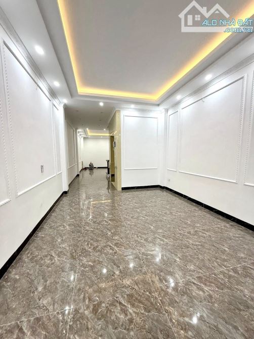 BÁN NHÀ LĨNH NAM, 71M, 6T, MT 4M, Ô TÔ ĐỖ CỬA, SÁT HORIZON, LÔ GÓC, THANG MÁY, CHỈ 19 TỶ.