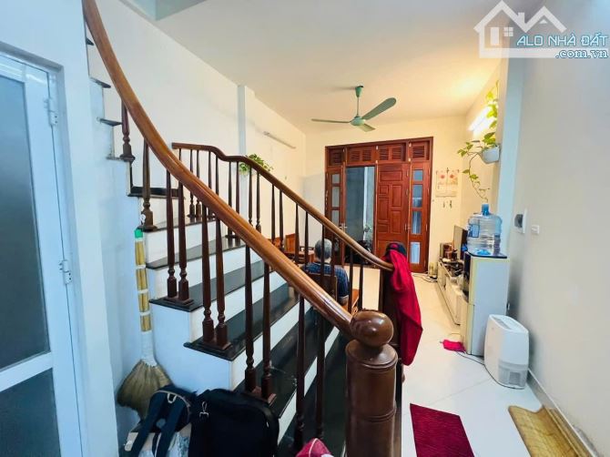 CẦN TIỀN BÁN GẤP NHÀ ĐỘI CẤN – 44M2Ô GÓC 3 THOÁNG  – TRUNG TÂM BA ĐÌNH- GẦN PHỐ. GIÁ 10TY5