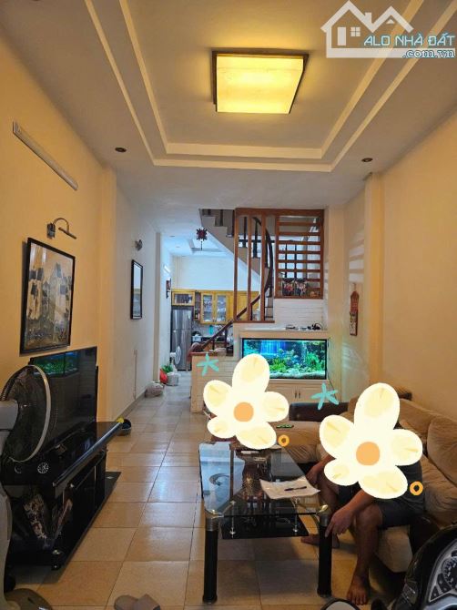 BÁN NHÀ KHƯƠNG ĐÌNH NGÕ THÔNG BA GÁC ĐẬU CỬA 47M2 X 4 TẦNG GIÁ 7,78 TỶ