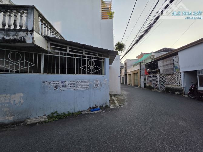 🏡🏡🏡Bán Nhà Căn Góc 1 Trệt 1 Lầu Cũ Hẻm Oto Trương Công Định 100M2 - Giá: 7.5Tỷ