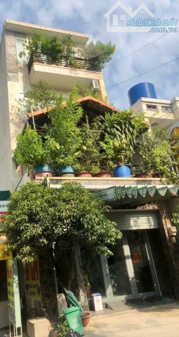 Bán nhà Thạnh Xuân 22, Thạnh Xuân, Q.12; 5 (NH: 5,4m) x 13, giá 6,85 tỷ