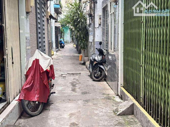 🇻🇳Quận 10,Tô Hiến Thành🇻🇳  🩸30m2🩸,🩸5 tầng🩸,🧨dt:3.3 mx9m🧨,🔥giá:5.5 tỷ🔥 🌼Mô tả