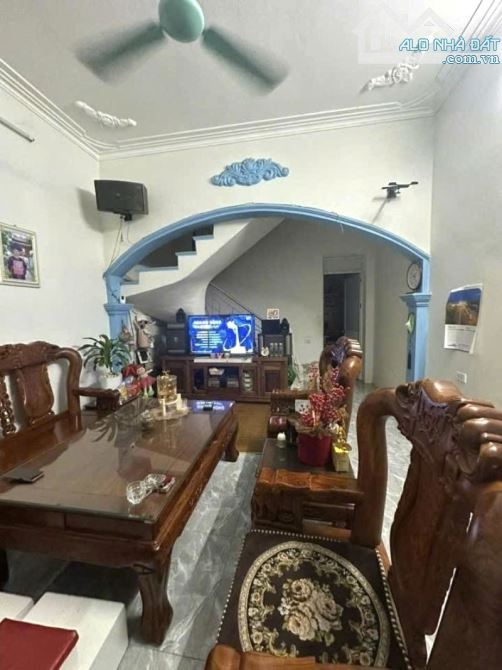Cần Bán Gấp Nhà Liên Ninh 70M2 , 5,32ty, Chợ trường đủ , ngõ oto , dân đông như kiến