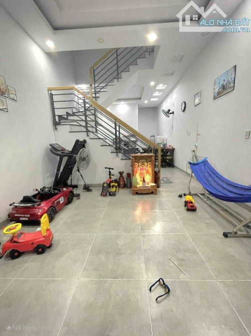 HẺM OTO ĐỔ CỬA - ĐẤT MỚI - BÌNH TRỊ ĐÔNG A BÌNH TÂN- DT: 4*11.5M- 3 TỶ 250