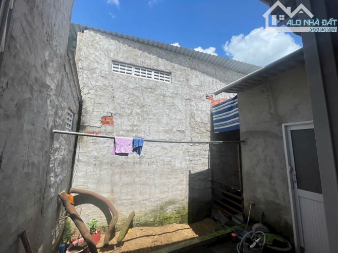 🌈🌈🌈 cần bán nhà mặt tiền Phạm Ngũ Lão: - DT: 4,9x23,5m. Nở hậu 5,2m. - Pháp lý: