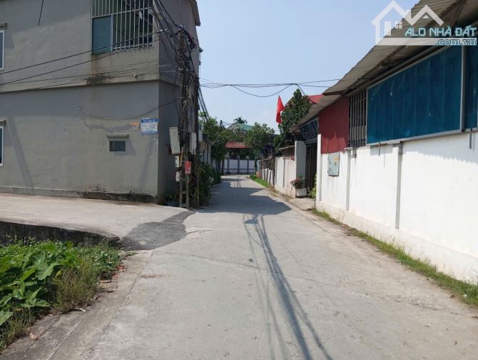 BÁN ĐẤT THUẬN THÀNH, BẮC NINH. 65M2 * MT 4,5M * 2 TỶ. Ô TÔ VÀO ĐẤT.