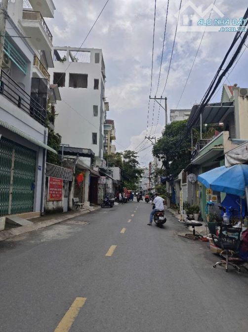 Bán gấp nhà C4 -Lê Đức Thọ  Phường 6  Gò Vấp  Hẻm 6m 4.4x12m  Chỉ 6.2 tỷ còn TL