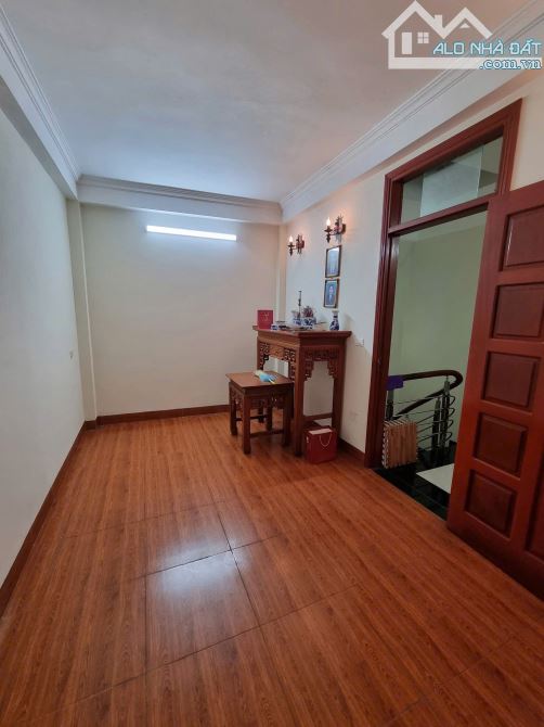 BÁN NHÀ DÂN XÂY LÊ QUANG ĐẠO - 20M RA Ô TÔ - KINH DOANH - 40M*4 TẦNG*MT 4,8M - 10 TỶ
