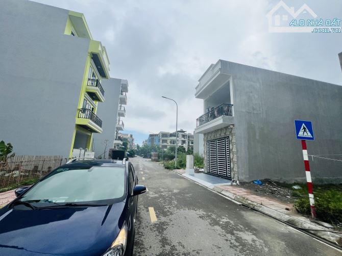 Bán đất Sở Dầu, Hồng Bàng 46m2 ngõ 4m 2,x tỷ.