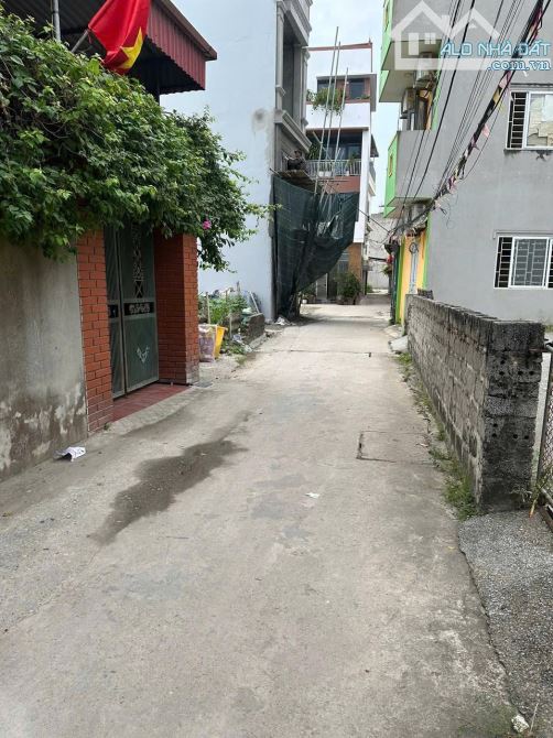 Bán 51m2 đất Ninh Sở - Thường Tín, gần trục chính liên xã Đông Mỹ - Vạn Phúc, tầm tiền hiế