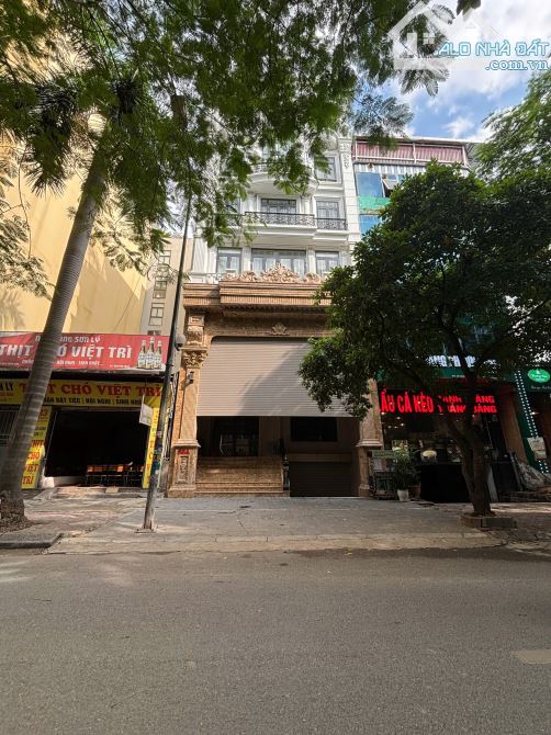Cho thuê Building mặt phố Dịch Vọng Hậu - Cầu giấy - 175m2- 7 tầng - Mặt tiền 10m