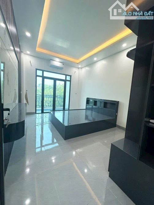 🏡 NHÀ 4 TẦNG – KHU C KĐT VŨ PHÚC – GIÁ CỰC ÊM  🚗 Ô tô đỗ cửa, đường rộng 3 làn ô tô trán