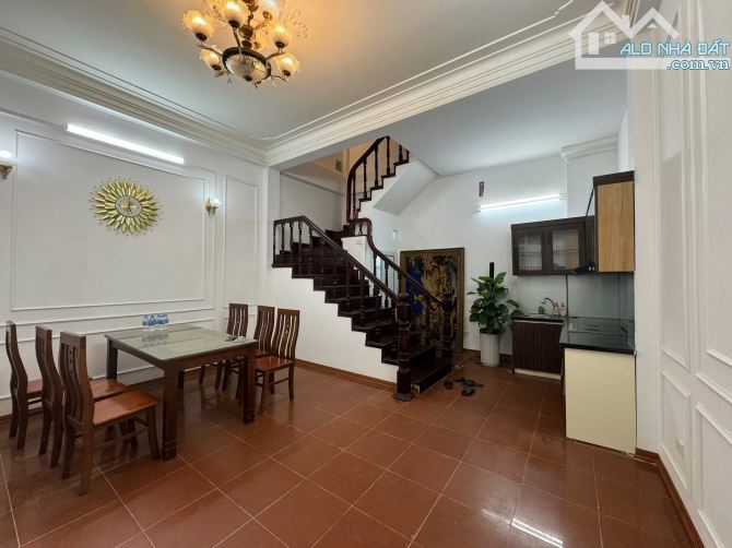 Bán Nhà Đào Tấn 5 Tầng,  Ngõ Ô Tô, Kinh Doanh Văn Phòng, Thông Phan Kế Bính, Sổ Đỏ Vuông