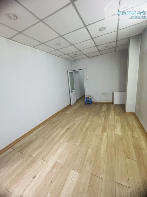 BÁN NHÀ HẺM LÊ THỊ BẠCH CÁT, QUẬN 11, 31M2