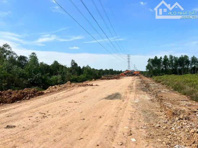 23.449m2 Mặt Tiền Kênh 8m C5 Thạnh Lợi _ Bến Lức Long An 350tr/c