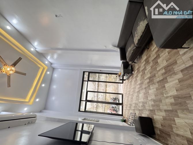 Nhà đẹp Đại Từ DT 41m, nhà 3 tầng lô góc  sáng thoáng