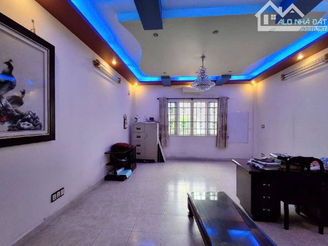 🆘🆘BÌNH TÂN  TÊN LỬA  100 m  5 TẦNG 5 x 20 m Giá  13 m  ✅✅Mô TẢ 5 TẦNG  1 trệt  1