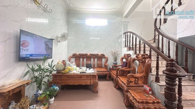 Bán nhà dân xây,trung tâm sài đồng,phân khúc hiếm