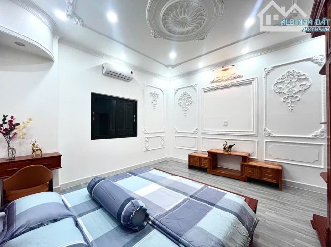 Nhà 1 Trệt 2 Lầu Mặt tiền đường Nguyễn Hiền - Trục thông NV Linh và Trần Hoàng Na - 10