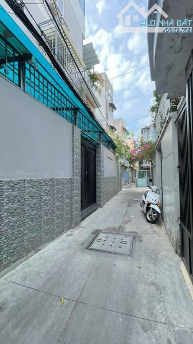 NNC Bùi Đình Túy P.12 Bình Thạnh 4x15m 3PN. Giá 14 triệu/ tháng - 10