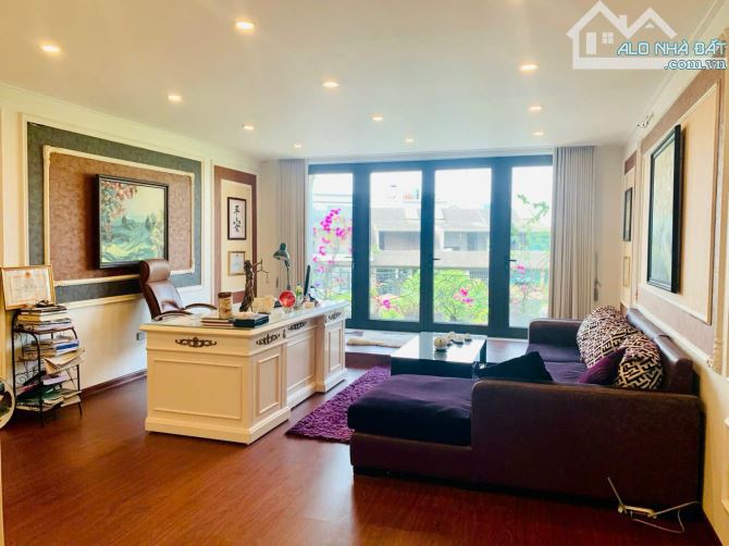Cho thuê nhà Khu Tổng Cục V, Hà Đông, 100m2, 5 tầng, thông sàn, 25tr - 10