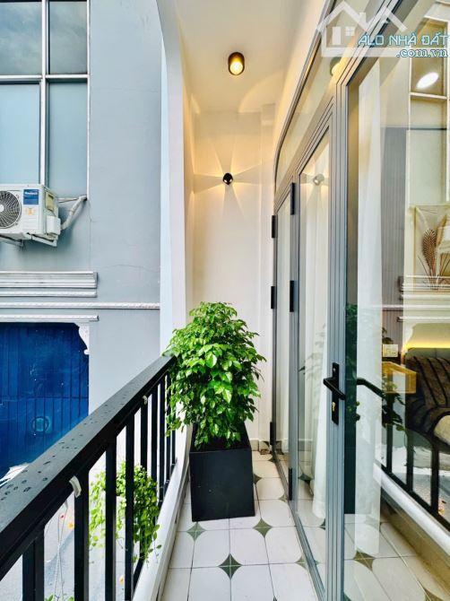 🟢SIÊU PHẨM NHÀ ĐẸP - PHÚ NHUẬN - 40m2 ❌3 TẦNG-4PN-4WC-SÂN THƯỢNG TRƯỚC- 6.45 TỎI. - 11