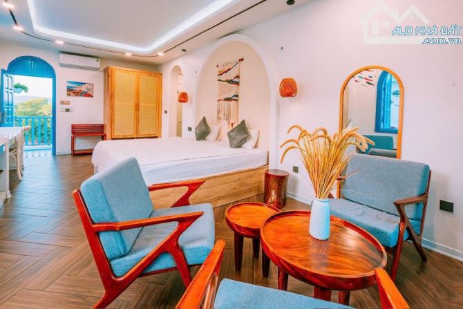 BÁN SIÊU VILLA NGHỈ DƯỠNG SANTORINI – KHU BT SỐ 1 TUẦN CHÂU  DT 520m², 3T MT13  giá 24.8 t - 11