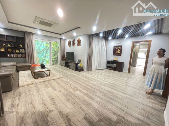 BÁN SIÊU BIỆT THỰ SÂN VƯỜN VIP NHẤT ECOPARK – DT 347m², 3 TẦNG, MT 18m – GIÁ 66TỶ - 11