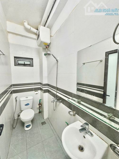 Căn hộ Dòng Tiền Tân Triều - 85m2 - 15 phòng kk, Thang Máy, Lô góc . GIÁ ĐẦU TƯ - 11