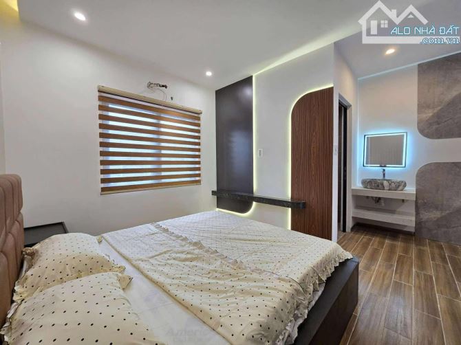 ❌BÁN CĂN NHÀ HOÀ MINH 6 PHÒNG, DÒNG TIỀN 30 Triệu/ THÁNG. ĐƯỜNG PHÚ LỘC - 1